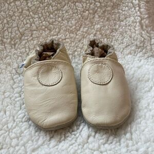 2/$20 | ROBEEZ | SOFT SOLE | 0-6M | LEATHER